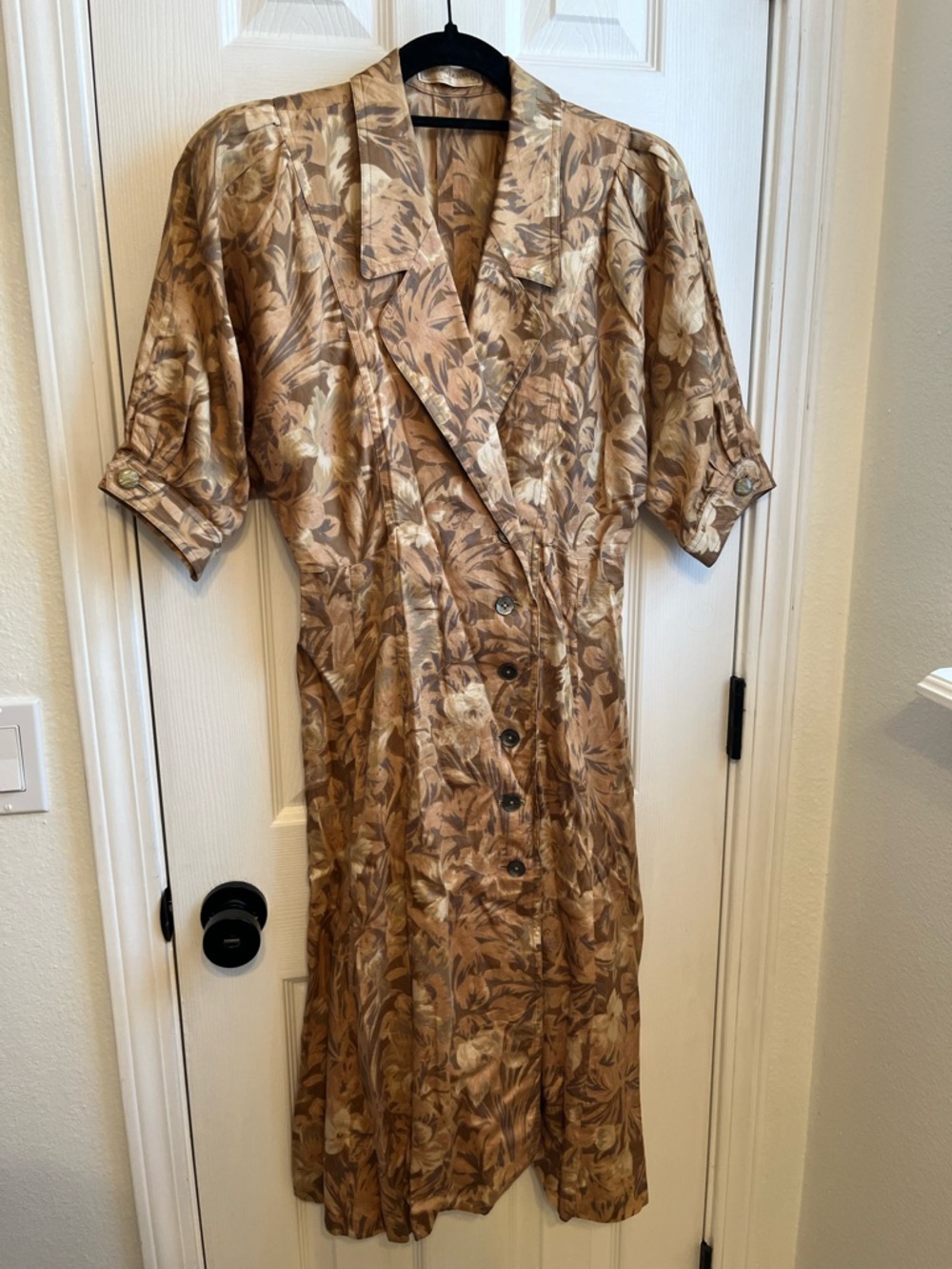 Maison De Lilian Vintage Gold and Brown Floral Midi Shirtdress